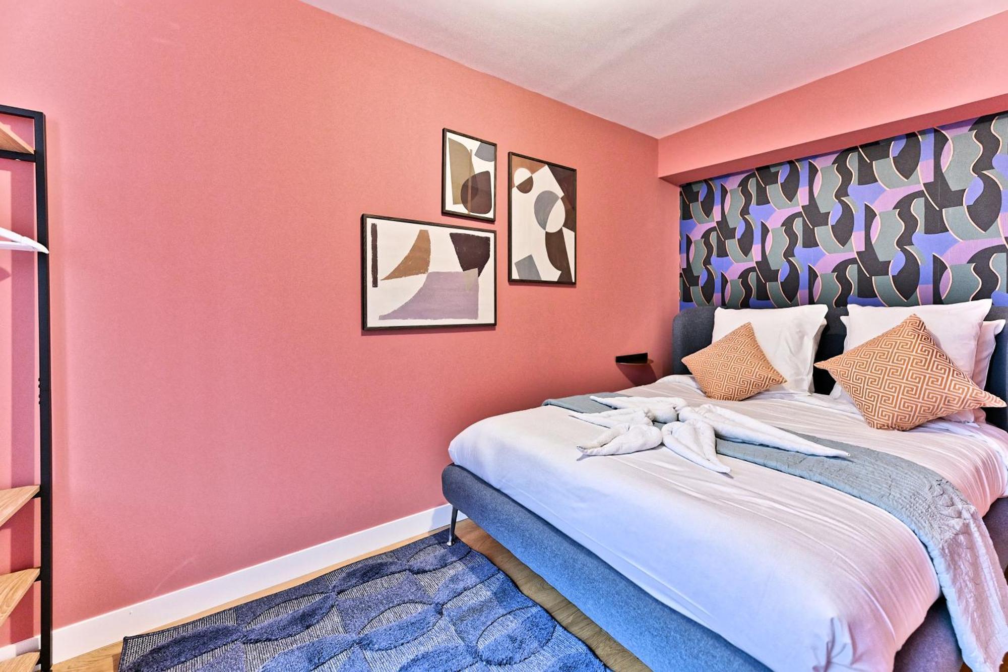 3 Proche Chatelet-les Halles * Paris