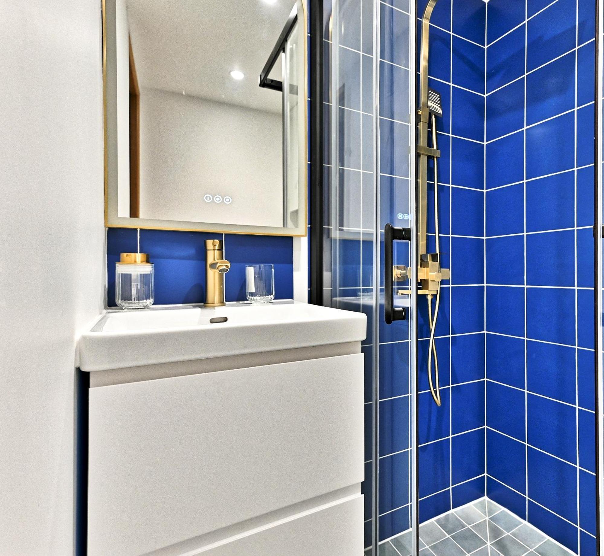 3 Proche Chatelet-les Halles * Paris
